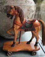 Carousel paard op plateau wielen speelgoed, Antiek en Kunst, Curiosa en Brocante, Ophalen of Verzenden