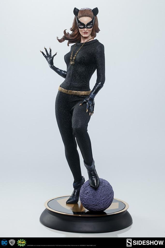 Catwoman Classic TV series Premium Format Sideshow Exclusive, Verzamelen, Film en Tv, Nieuw, Tv, Beeldje, Replica of Model, Ophalen of Verzenden