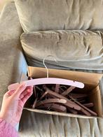 HEMA kledinghanger roze - baby/kind 40st, Ophalen of Verzenden, Zo goed als nieuw, Hout, Kinderen