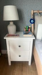 Hemnes nachtkast, Ophalen, Zo goed als nieuw, Hout, 70 cm of meer