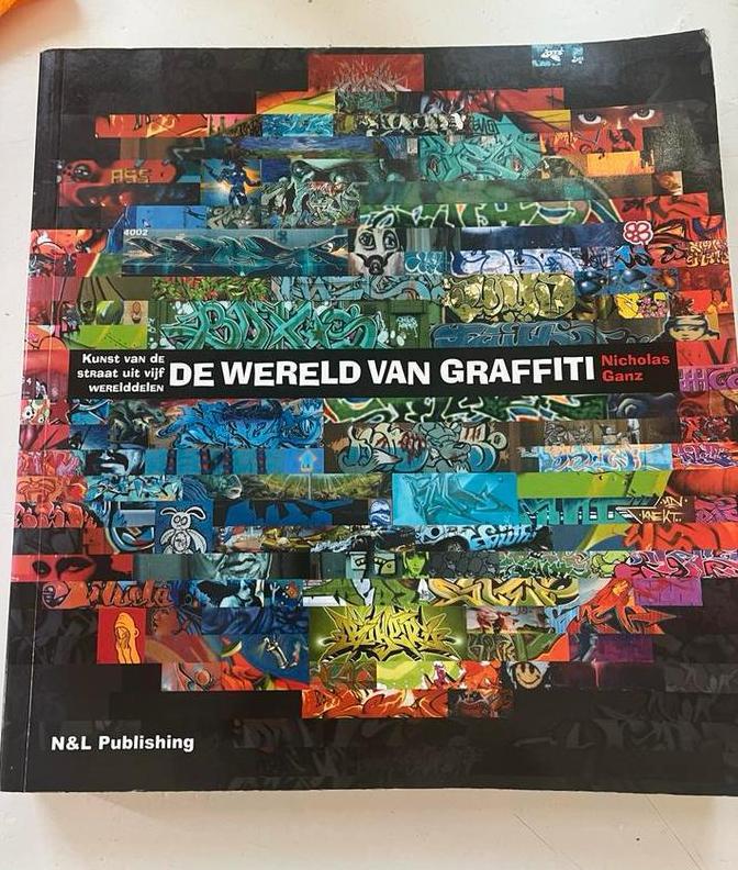 De Wereld van Graffiti - Nicolas Ganz, Boeken, Kunst en Cultuur | Fotografie en Design, Gelezen, Overige onderwerpen, Ophalen of Verzenden