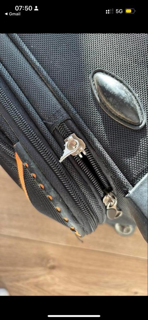 Handige trolley / reiskoffer, Sieraden, Tassen en Uiterlijk, Koffers, Gebruikt, Zacht kunststof, 50 tot 60 cm, 35 tot 45 cm, Uitschuifbare handgreep