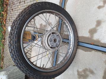 Zundapp 517 achterwiel beschikbaar voor biedingen