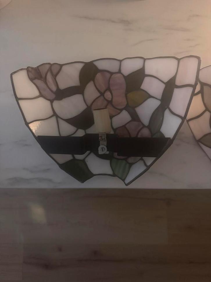 Twee Tiffany Wandlampen, Huis en Inrichting, Lampen | Wandlampen, Zo goed als nieuw, Glas, Ophalen of Verzenden