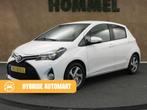 Toyota Yaris 1.5 Hybrid Aspiration VASTE TREKHAAK (KOGEL DRU, Gebruikt, 4 cilinders, Met garantie (alle), Bedrijf