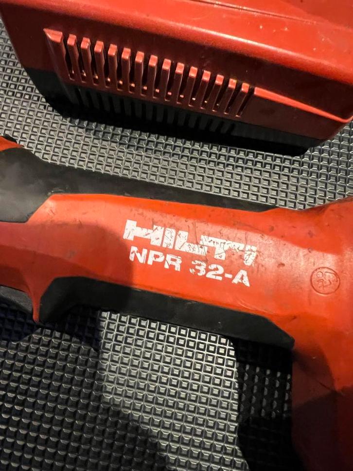 Hilti NPR 32-A Perstang Set - Compleet en Betrouwbaar!, Doe-het-zelf en Verbouw, Gereedschap | Overige machines, Gebruikt, Ophalen of Verzenden