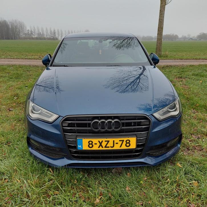 Audi A3 s-line1.5 Tfsi 110KW COD Sedan 2014 Blauw 150pk, Auto's, Audi, Particulier, A3, ABS, Airbags, Airconditioning, Android Auto