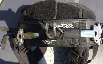 Dakine KITE trapeze, maat L/34 beschikbaar voor biedingen