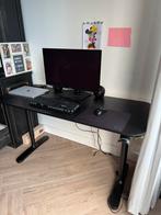 Ikea bekant bureau zwart, Huis en Inrichting, Bureaus, Ophalen, In hoogte verstelbaar, Zo goed als nieuw, Bureau