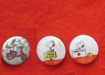 Speldjes & buttons (Snoopy Shrek Pink Panther etc) beschikbaar voor biedingen