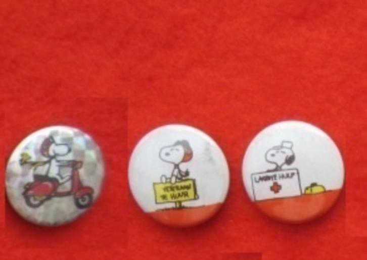 Speldjes & buttons (Snoopy Shrek Pink Panther etc), Verzamelen, Speldjes, Pins en Buttons, Gebruikt, Overige onderwerpen, Ophalen of Verzenden