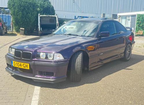 Te koop: ZEER NETTE BMW 323i Coupé – 6 cilinder – Klassieker, Auto's, BMW, Bedrijf, 3-Serie, Bluetooth, Radio, Sportpakket, Sportstoelen