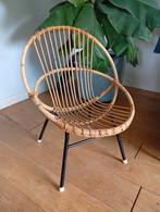 Rohe rotan stoel inclusief retro kussen, Huis en Inrichting, Stoelen, Ophalen, Gebruikt, Riet of Rotan, Eén