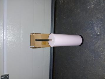 Nieuwe toiletborstels/ vuilnisbakjes beschikbaar voor biedingen