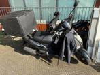 Bezorg scooters en fietsen, Ophalen, Zo goed als nieuw, Benzine, Agility