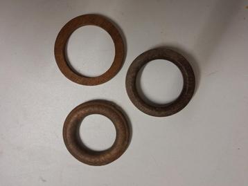 3 houten ringen voor bv. mini handwerkje beschikbaar voor biedingen