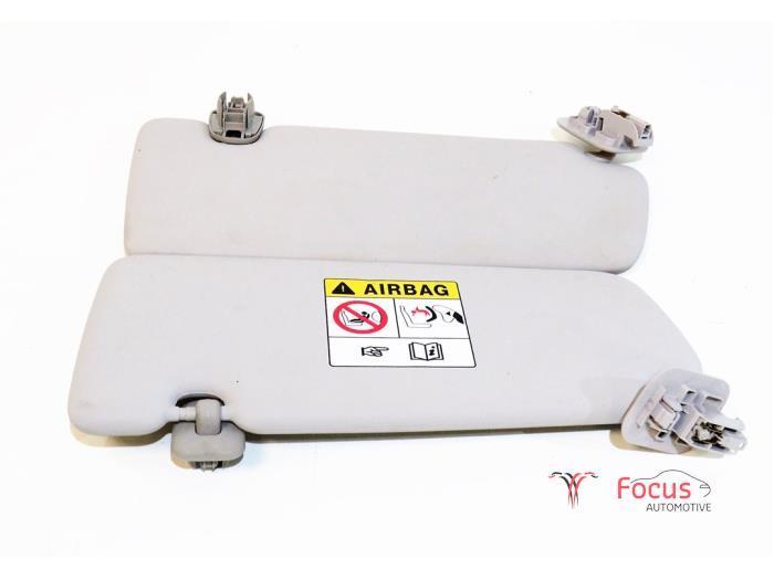 Zonneklep van een Renault Megane Break, Auto-onderdelen, Interieur en Bekleding, Renault, Gebruikt, 6 maanden garantie, 12 maanden garantie