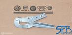 GOLF 7 VII LB9Z LINKS Motorkapscharnier SCHARNIER 5G0823301B, Gebruikt, Volkswagen, Ophalen of Verzenden, Volkswagen
