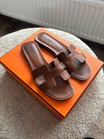 Hermes oran sandalen, Kleding | Dames, Bruin, Gedragen, Hermes, Sandalen of Muiltjes