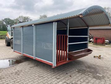 Kalverhok beschikbaar voor biedingen