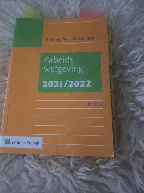 W.L. Roozendaal - Arbeidswetgeving 2021/2022, Boeken, Wetenschap, Zo goed als nieuw, Ophalen of Verzenden