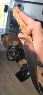 Nieuw mes met olijfhouten handvat en lederen schede, Caravans en Kamperen, Ophalen of Verzenden, Nieuw
