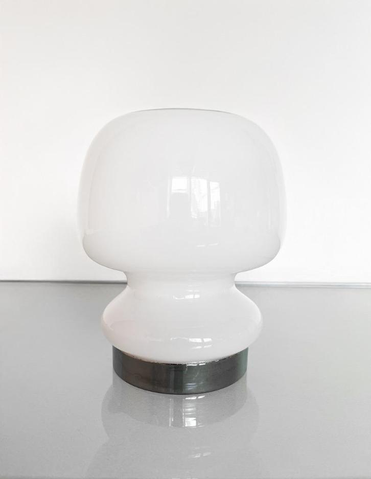 Witte vintage space age Italiaanse mushroom lamp, Huis en Inrichting, Lampen | Tafellampen, Minder dan 50 cm, Glas, Metaal, Ophalen of Verzenden