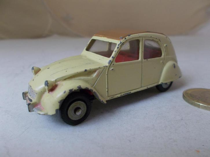 Dinky Toys 558 CITROEN 2CV "61". (1961/62) I.g.st. (-C-), Hobby en Vrije tijd, Modelauto's | 1:43, Zo goed als nieuw, Auto, Dinky Toys