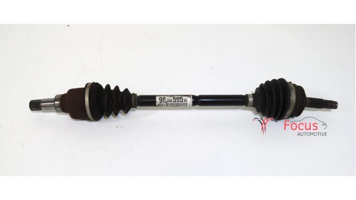 Aandrijfas links-voor van een Peugeot 208, Auto-onderdelen, Remmen en Aandrijving, Peugeot, Gebruikt, 3 maanden garantie, Ophalen of Verzenden