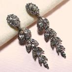 Vintage oorbellen clips strass bladeren jaren '90-'00, Hangers, Verzenden, Zilver, Met strass