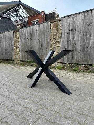Matrix tafelpoten | poten | tafelframes beschikbaar voor biedingen