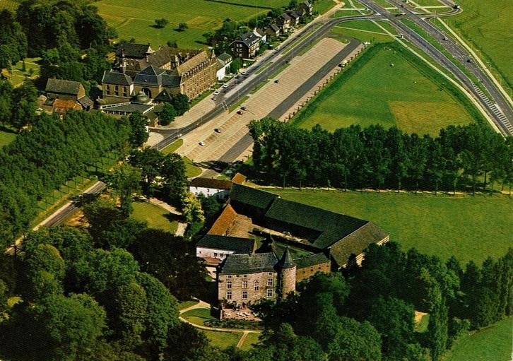 Ansichtkaart "Wittem in vogelvlucht" Kasteel en klooster, Verzamelen, Ansichtkaarten | Nederland, Ongelopen, Limburg, 1980 tot heden