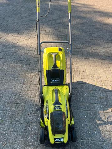 Ryobi Accu Grasmaaier - 33cm Maaibreedte beschikbaar voor biedingen