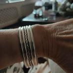 Zilveren brede bewerkte armband 925.
Gewicht 29 gram
Breedte, Ophalen of Verzenden, Zo goed als nieuw, Zilver, Zilver