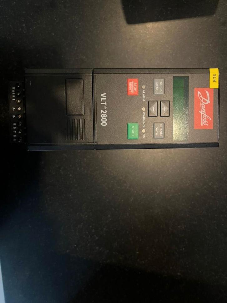 Danfoss  2805PS2B20SBR4DBF00A00, Hobby en Vrije tijd, Elektronica-componenten, Zo goed als nieuw, Verzenden