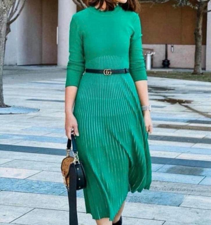 Nieuw Zara Gebreide Jurk L - Midi Geplooid Fijn groen lang, Kleding | Dames, Jurken, Nieuw, Maat 42/44 (L), Groen, Onder de knie