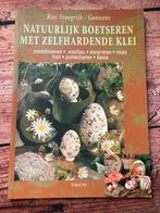 Natuurlijk boetseren met zelfhardende klei, Boeken, Hobby en Vrije tijd, Gelezen, Riet vroegrijk, Kleien en Boetseren, Ophalen of Verzenden