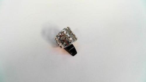 13802-1 Prachtige Zilveren Ajour Ring ZINZI Gerhodineerd, Sieraden, Tassen en Uiterlijk, Ringen, Zo goed als nieuw, Dame, Kleiner dan 17