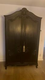 Zwarte kast, Ophalen