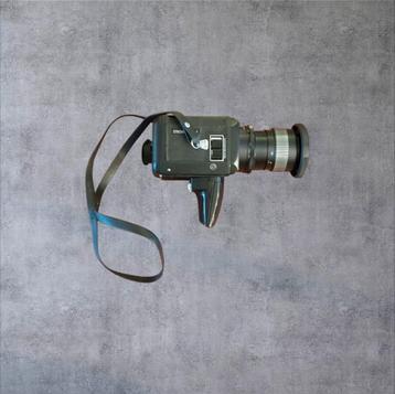 Vintage 8mm Filmcamera beschikbaar voor biedingen