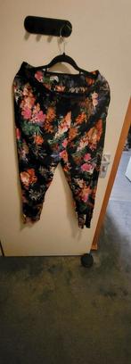 8 broeken in 1 koop maat 42/XL, Ophalen of Verzenden, Zo goed als nieuw, Maat 42/44 (L), Lang