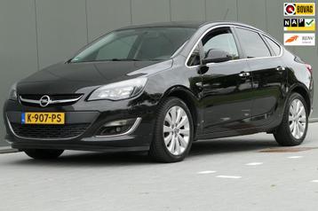 Opel Astra 1.4 Turbo Sedan 140pk Dealer onderhouden Half Led beschikbaar voor biedingen