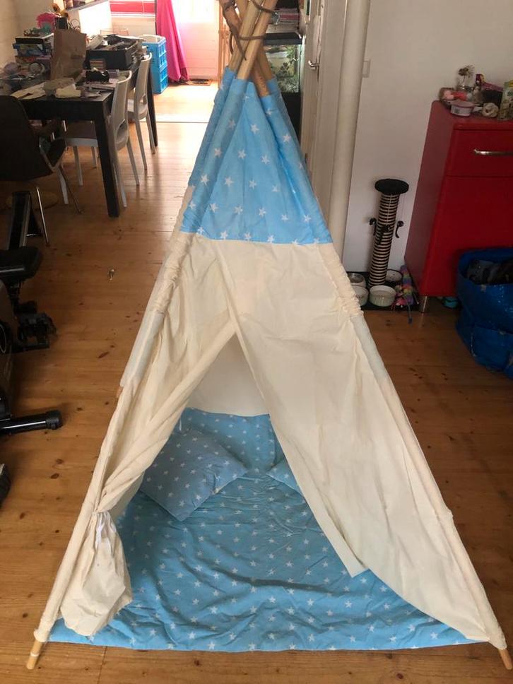 Tipi tent peuter met kleed en kussens - beige/lichtblauw, Kinderen en Baby's, Speelgoed | Speeltenten, Gebruikt, Ophalen
