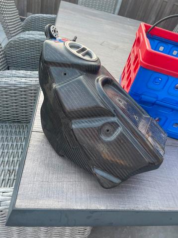 Carbon tank Honda crf450 beschikbaar voor biedingen