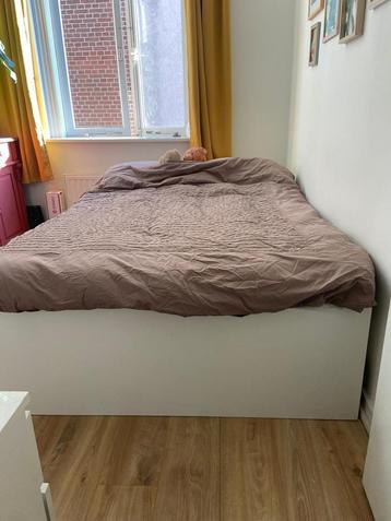 Bed 140 wit met lattenbodem