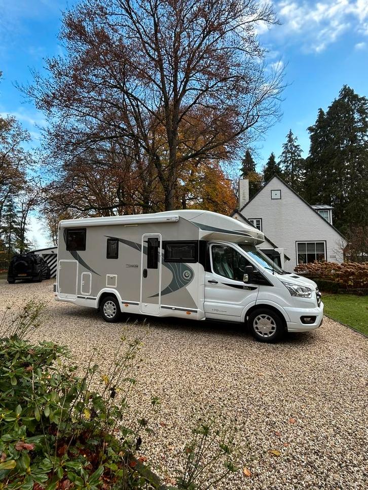 Chausson Titanium 676GA bj2020 170pk automaat enkele bedden!, Caravans en Kamperen, Campers, Bedrijf, tot en met 4, Half-integraal