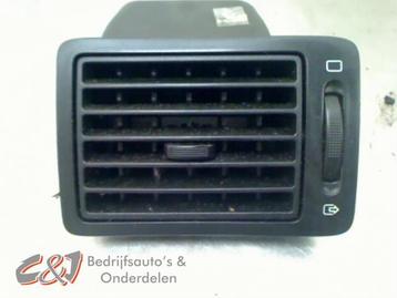 Luchtrooster Dashboard van een Citroen Jumpy beschikbaar voor biedingen