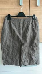 Verse 40 mooie gladde (satijnglans ) rok . Khaki kleur ., Kleding | Dames, Maat 38/40 (M), Ophalen of Verzenden, Knielengte, Gedragen