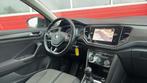 Volkswagen T-Roc 1.5 TSI Style TREKHAAK / CARPLAY / NAVI / A, Auto's, Stof, 4 cilinders, Origineel Nederlands, Bedrijf