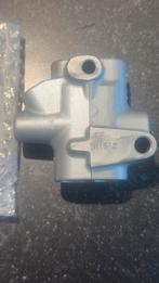 Remdrukverdeler alle Toyota's  orgineel 47150-12270, Auto-onderdelen, Remmen en Aandrijving, Japan, Nieuw, Toyota, Ophalen of Verzenden